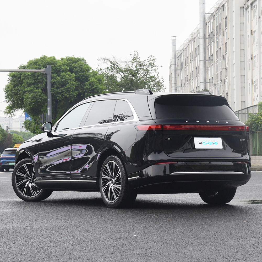 Xpeng G9 Ultimate Eletric SUV 702km Range 0-100km/h in 3.9 Seconds Advanced Autonomous Driving